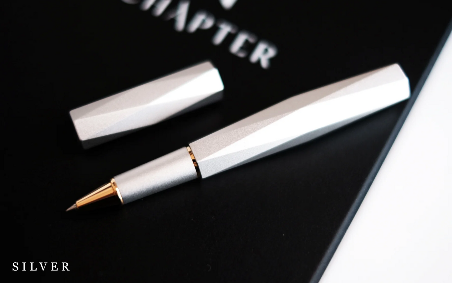 「CHAPTER PEN」(シルバーORピンクゴールド) BOX & 替芯付き   (税込)